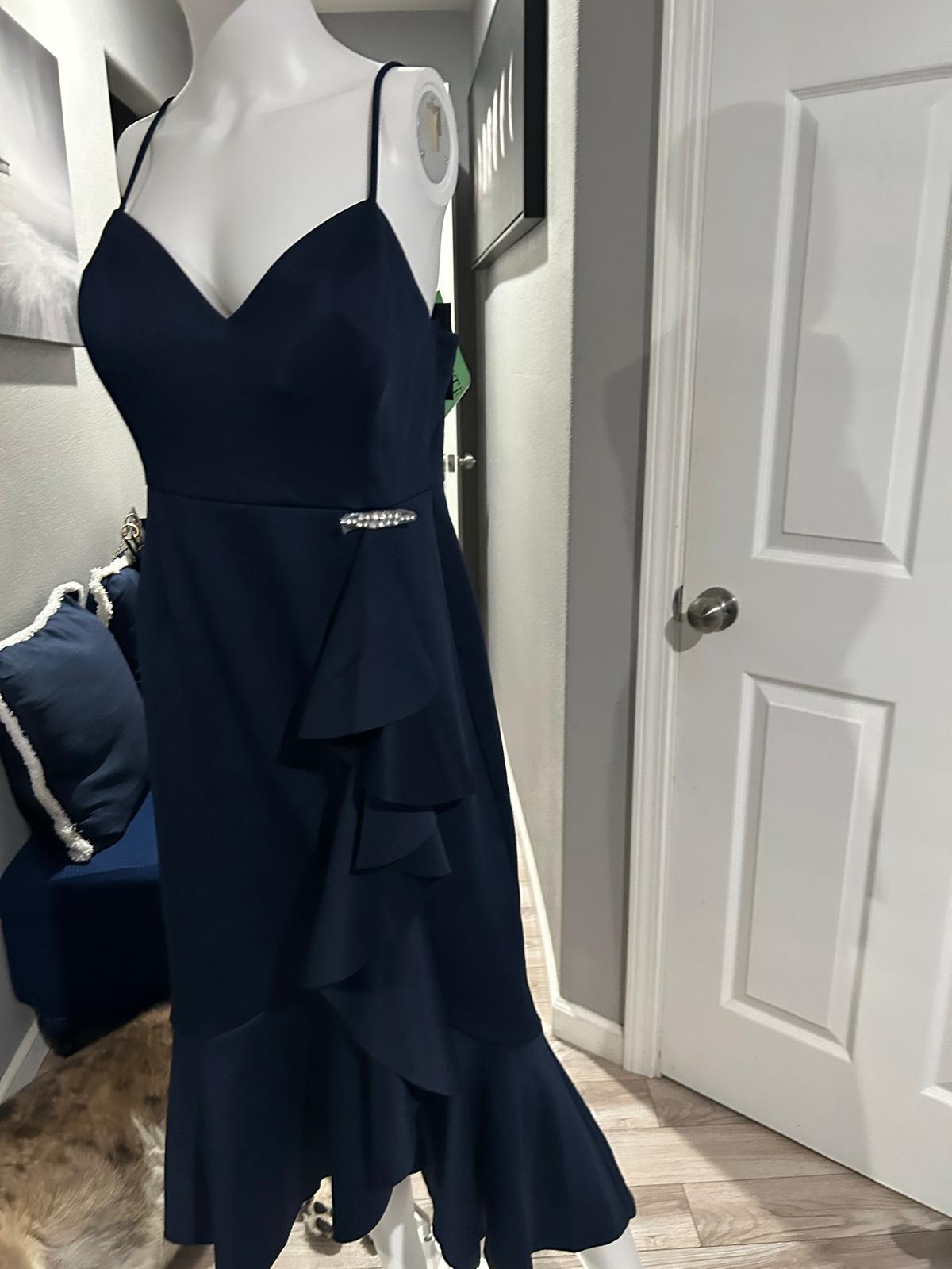 Vestido Azul Marino con Olanes — vestido importado