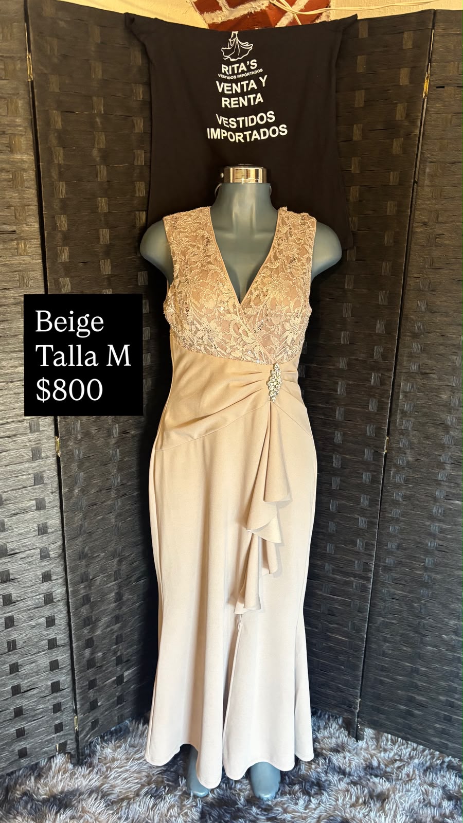 Vestido Beige con Encaje y Pedrería — vestido importado