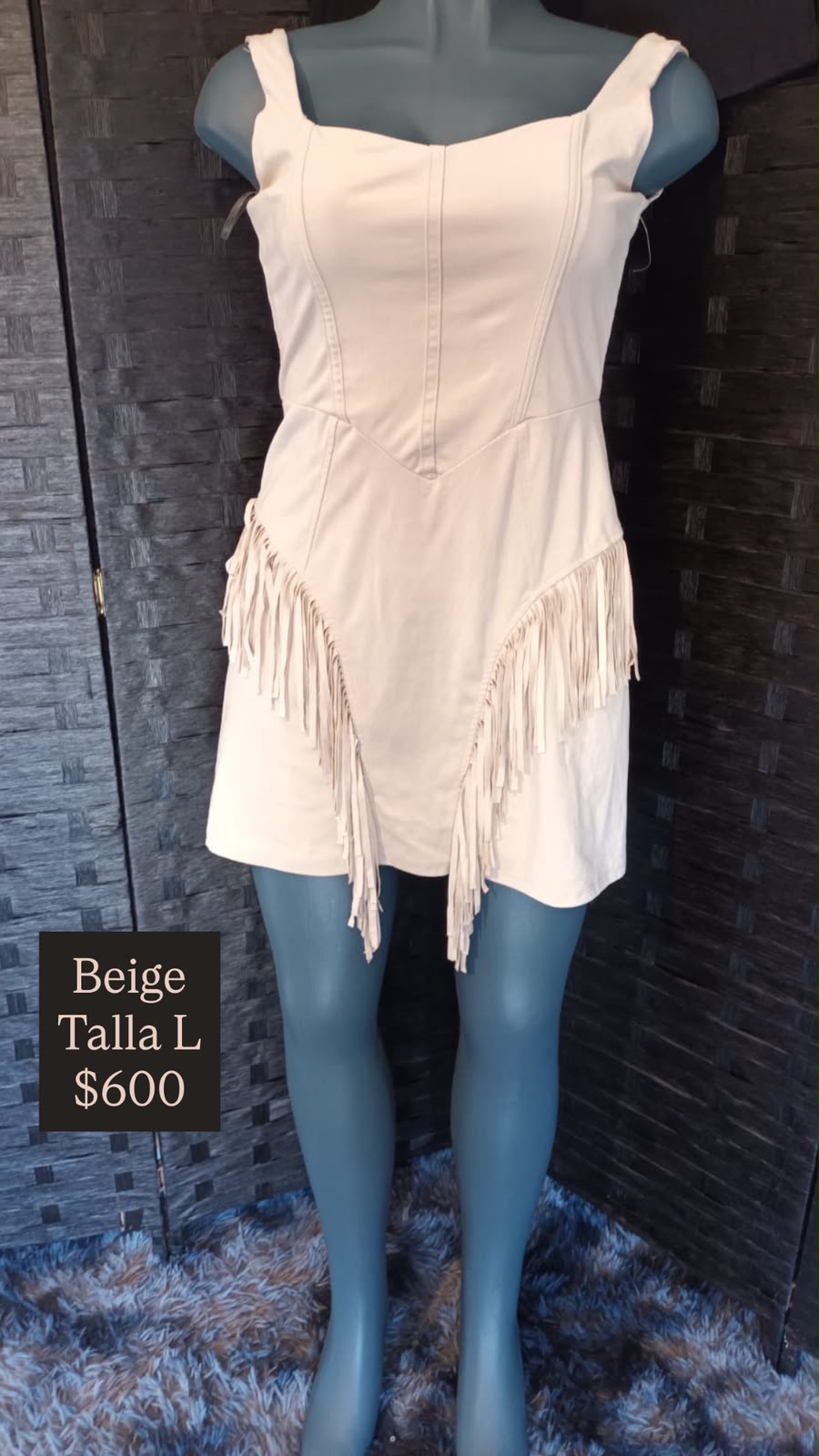Vestido Beige con Flecos — vestido importado