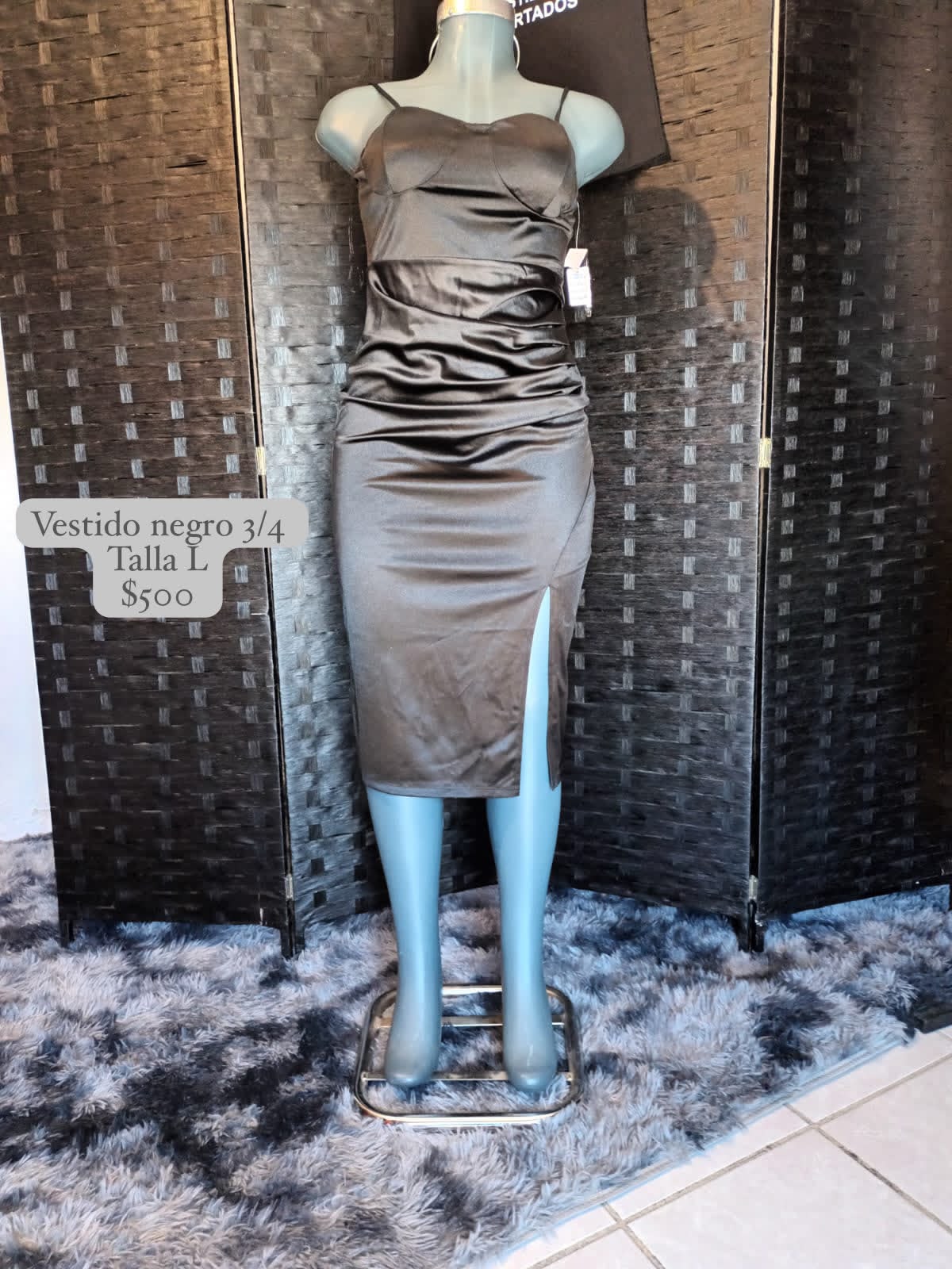 Vestido Negro de Satín Midi — vestido importado
