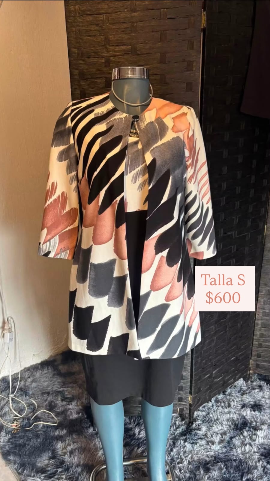 Conjunto Negro con Saco Estampado — vestido importado