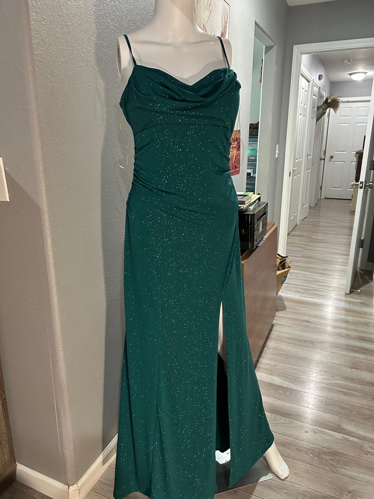 Vestido Verde Esmeralda Brillante — vestido importado
