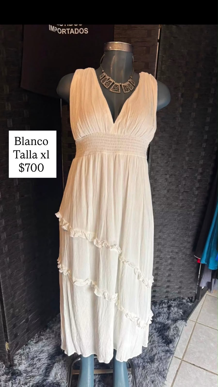 Vestido Blanco Plisado con Olanes — vestido importado