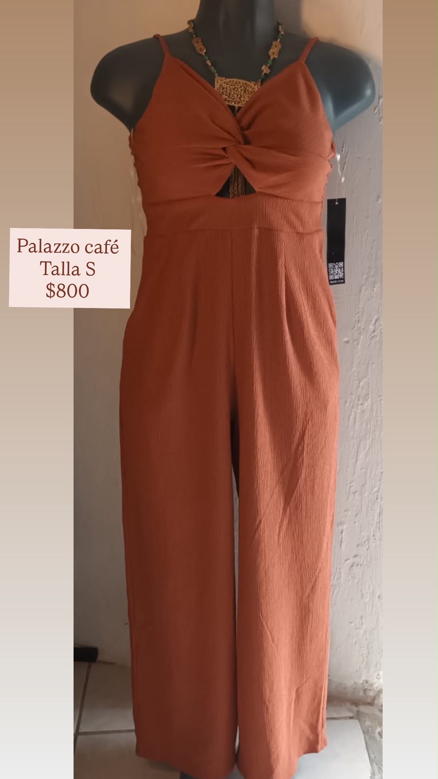 Palazzo Café — vestido importado