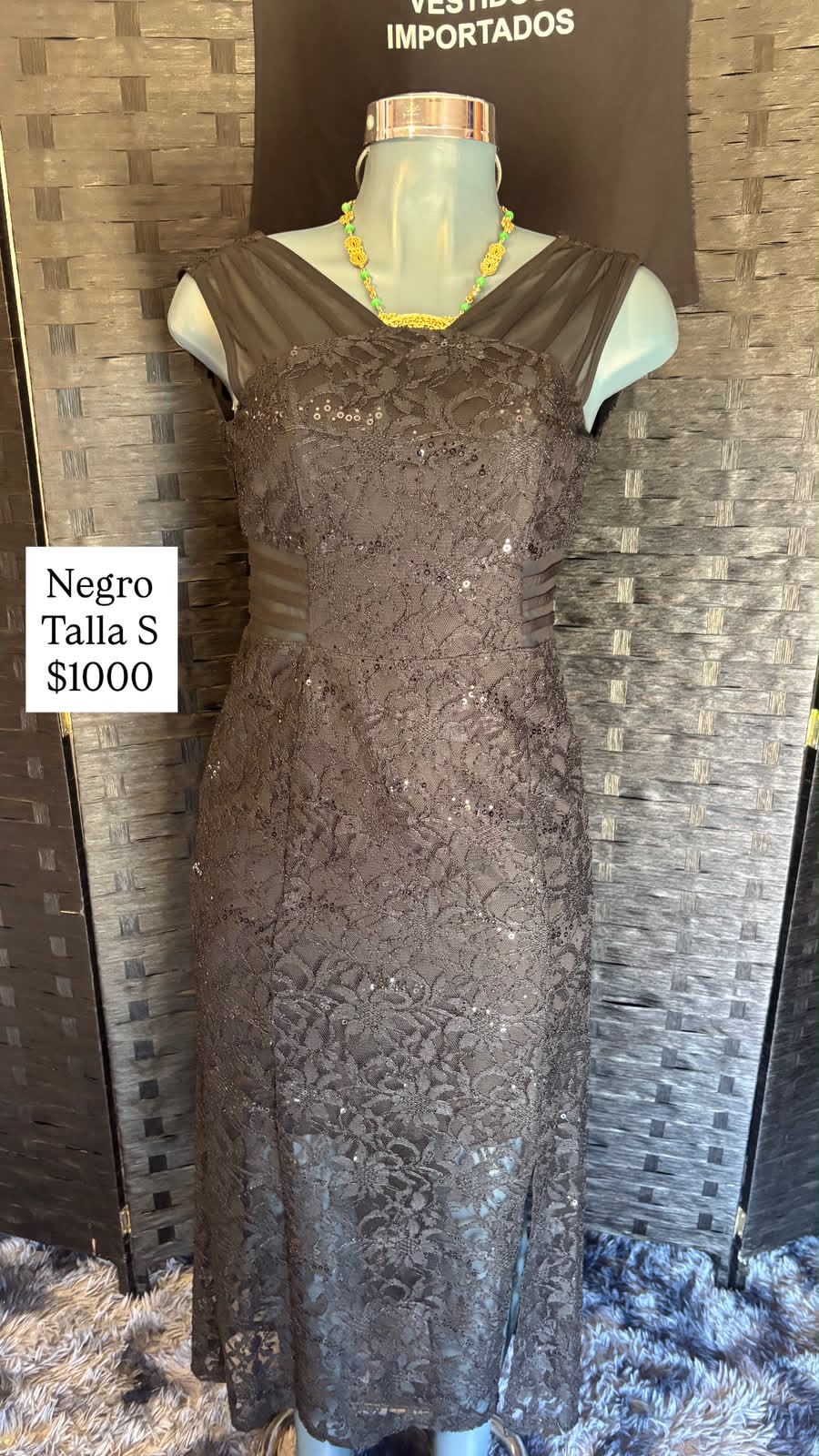 Vestido Negro de Encaje con Lentejuela — vestido importado