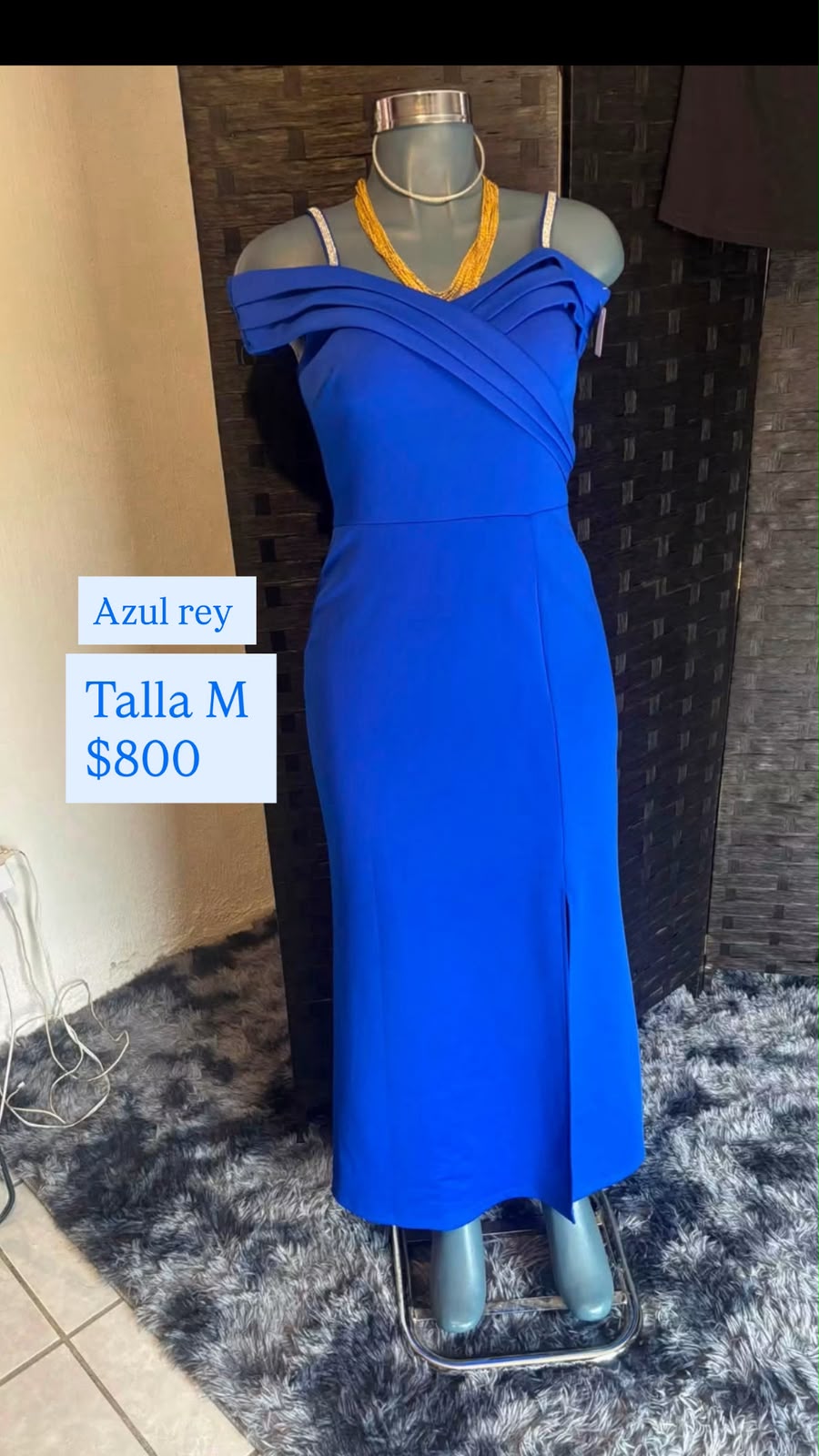 Vestido Azul Rey Hombros Descubiertos — vestido importado
