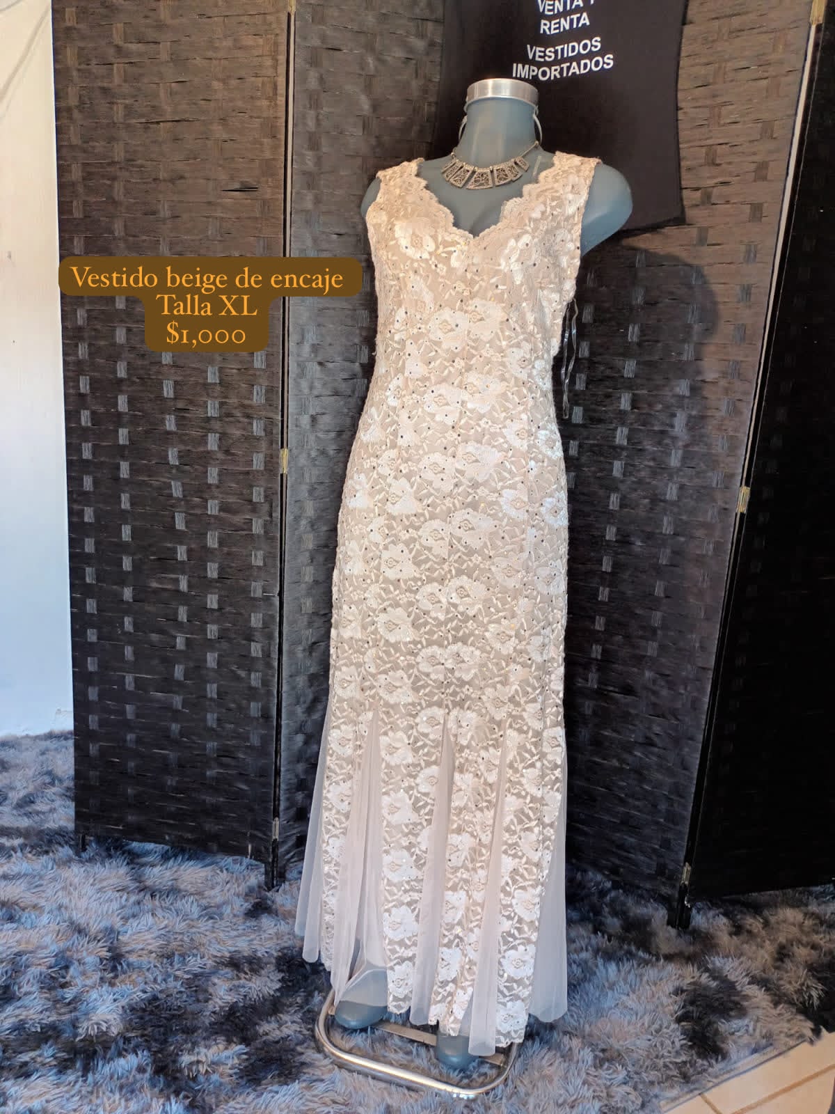 Vestido Beige de Encaje Largo — vestido importado