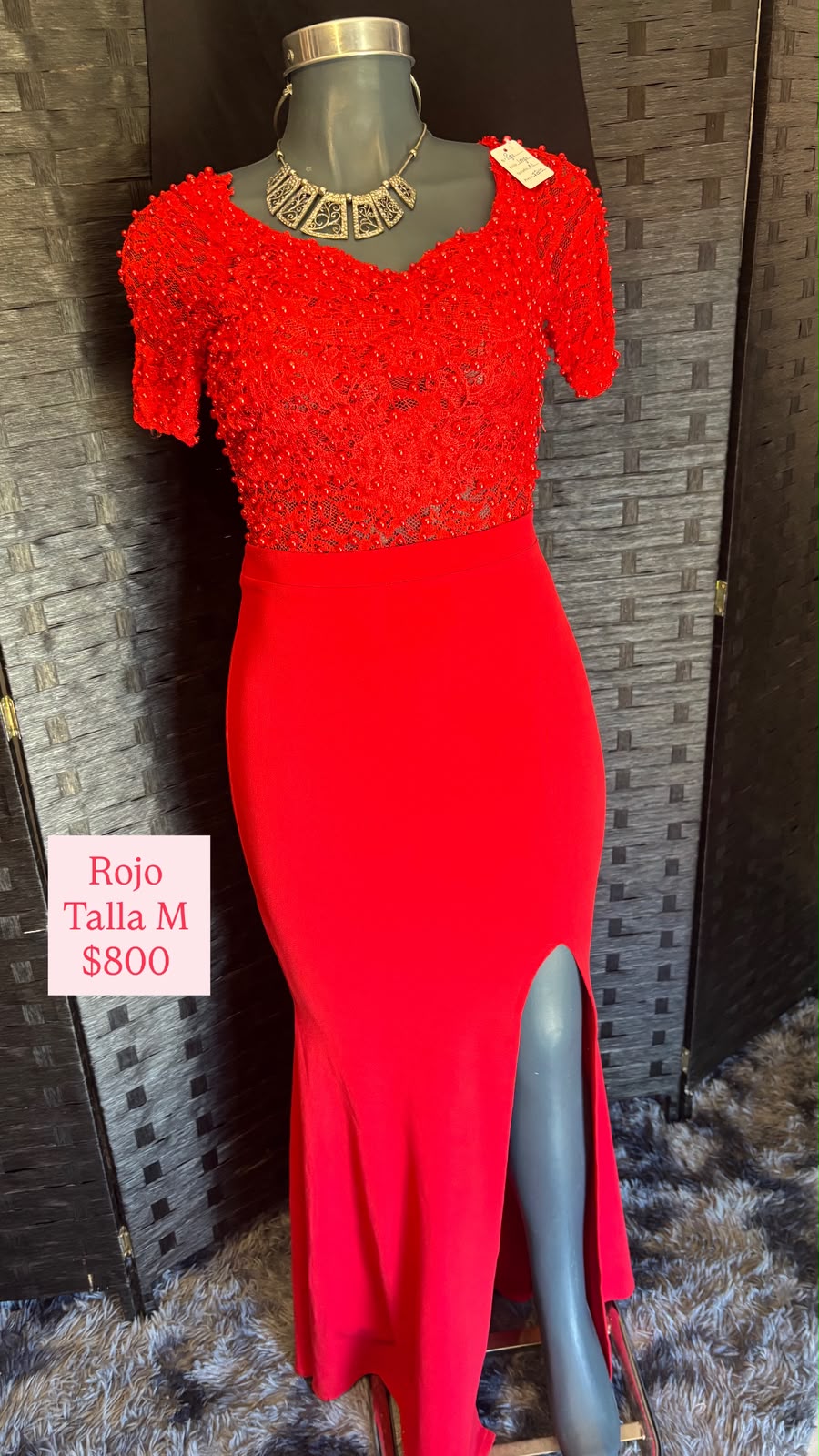 Vestido Rojo con Perlas — vestido importado