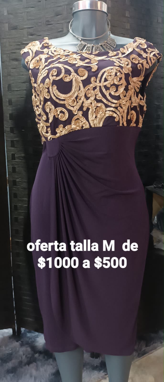 Vestido Morado con Bordado Dorado — vestido importado
