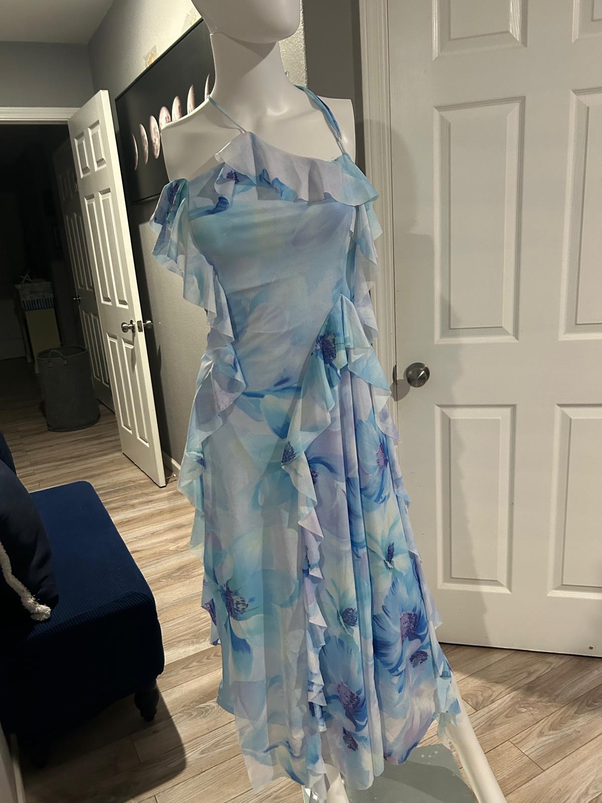 Vestido Azul Floral con Olanes — vestido importado