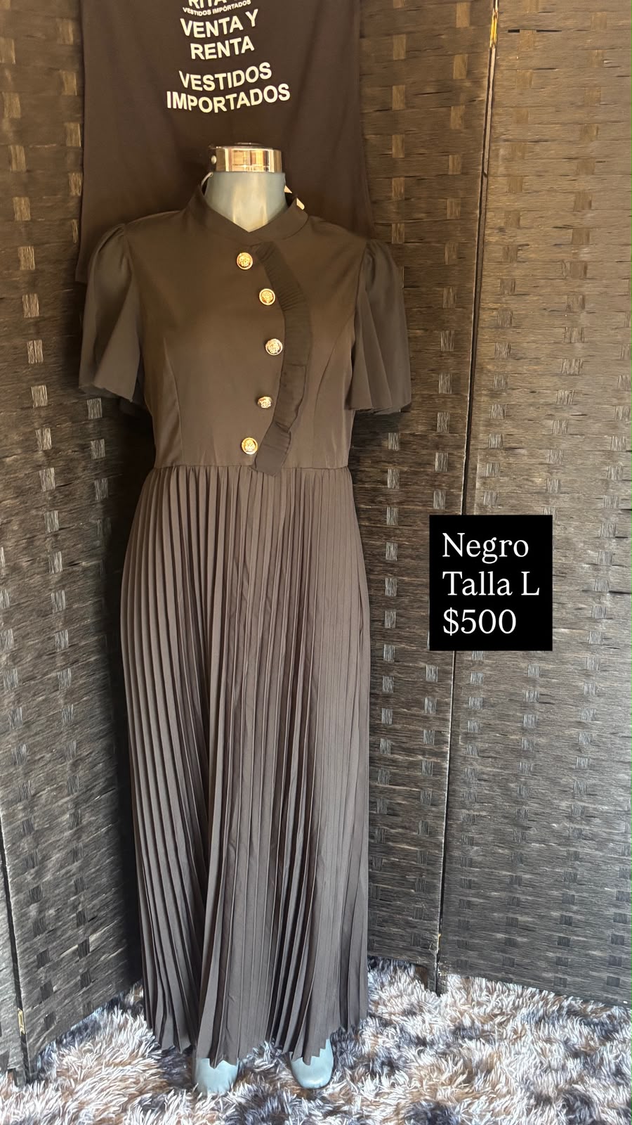 Vestido Negro Plisado con Botones — vestido importado