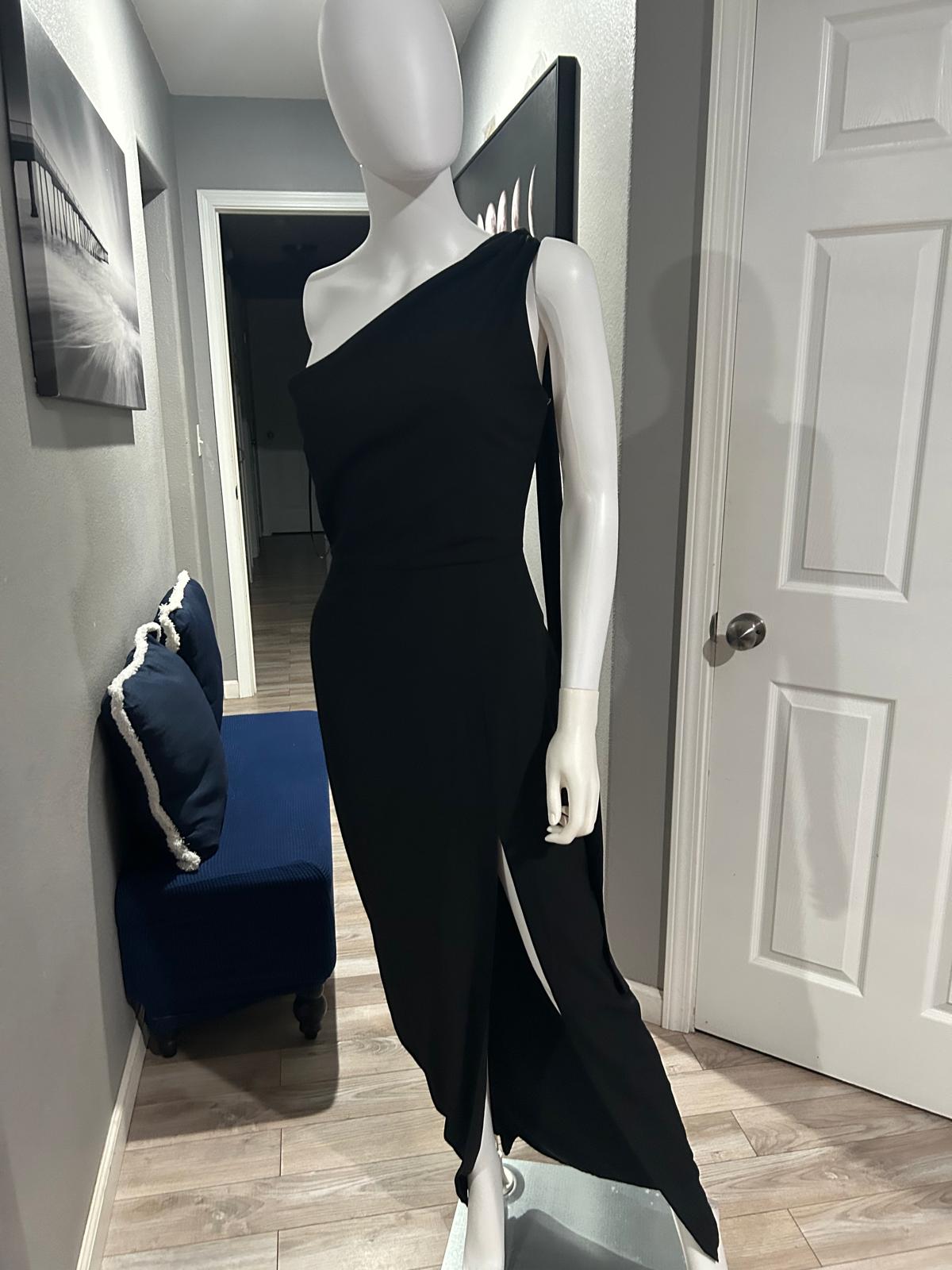 Vestido Negro de Un Hombro — vestido importado