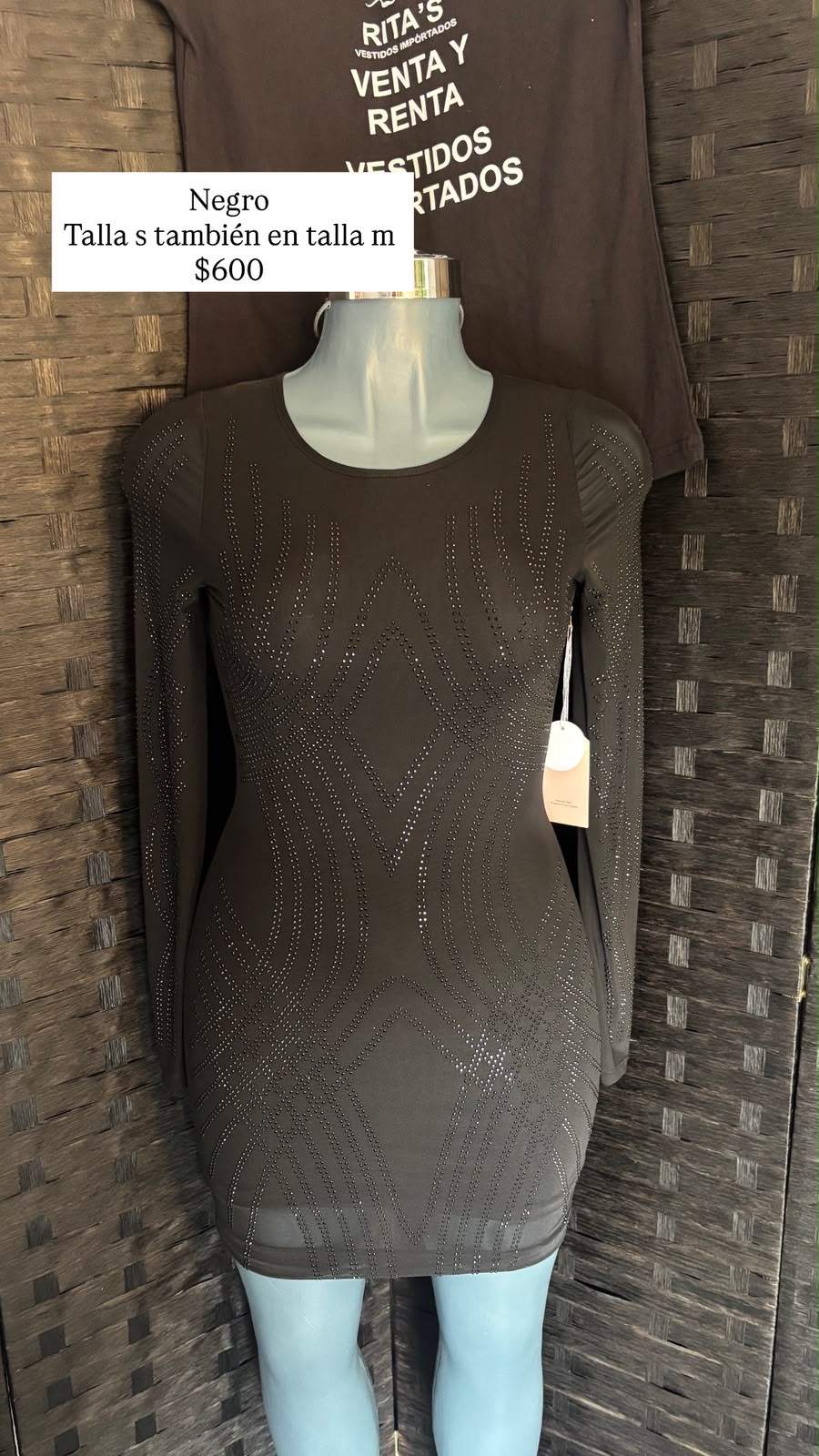 Vestido Negro con Pedrería y Manga Larga — vestido importado